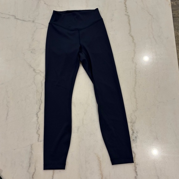 lululemon athletica Pants - Lululemon Wunder Under SmoothCover High Rise 25” True Navy Size 4 nwot